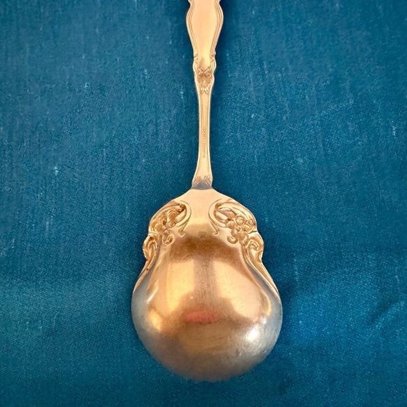Antique Wm. Rogers & Son AA Silver Plated Ornate Floral Serving Spoon Ladle 8.5" - Picture 8 of 10